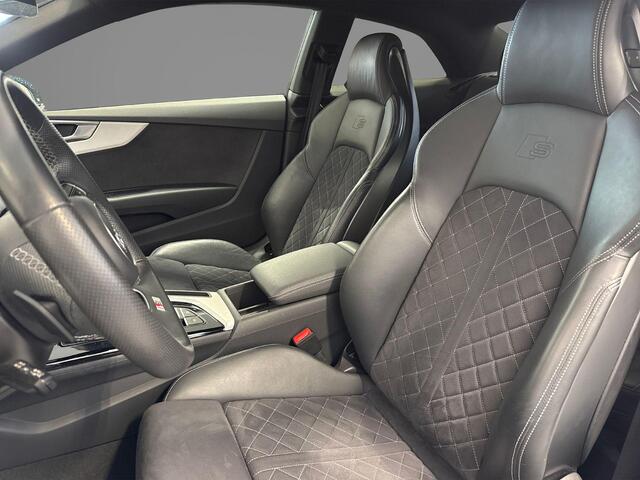 Audi A5 Coupé 40 TFSI quattro 204pk S edition · Camera · Matrix LED · Elek. Voorstoelen + Massage · Optiekpakket Zwart · Apple/Android Car Play · Sfeerverlichting ·