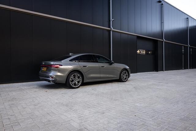 Audi A5 Limousine 2.0 TFSI Advanced edition | Ele.verstelbare stoelen | Interieurverlichting | Virtual Cockpit | Rijassistent-Systeem | LED | Lederen Interieur | Navigatie | Apple CarPlay/Android Auto |
