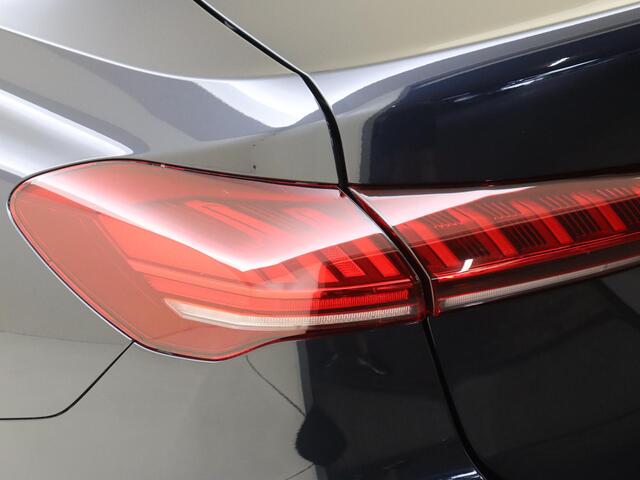 Audi A5 Limousine 2.0 e-hybrid quattro S edition | 20 inch lm velgen | Optiekpakket zwart | Privacy glass | S-line in- en exterieur