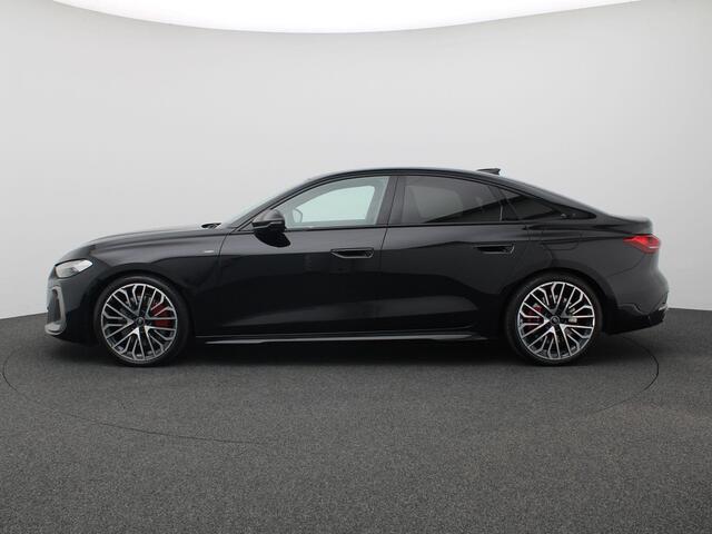 Audi A5 Limousine 2.0 e-hybrid quattro S edition Competition 367PK Panorama-glasdak, Keyless, Stoelverwarming voor en achter, B&O Premium soundsysteem, Sportstoelen voor, Head-up display, Adaptieve rijassistent Plus, S line, 18' Velgen