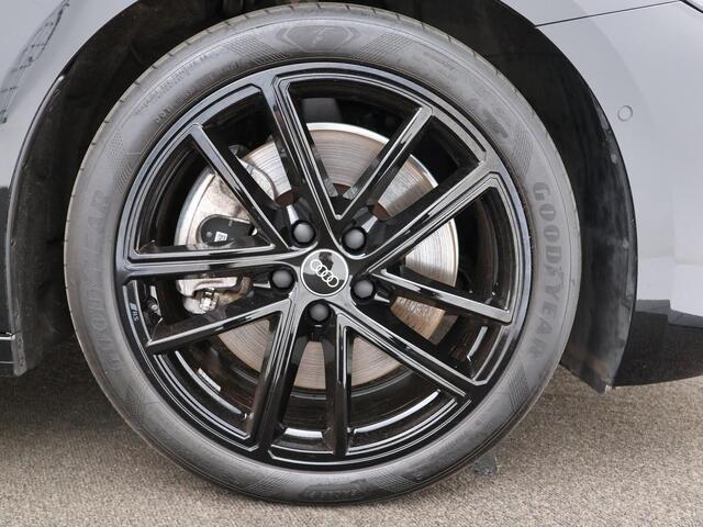 Audi A5 Avant 2.0 299pk S-tronic e-hybrid Quattro S edition · Camera · Wegklapbare Trekhaak · Apple/Android Car Play · Elek. Achterklep · 19'' Inch · Garantie t/m 05-08-2029 of 100.000km