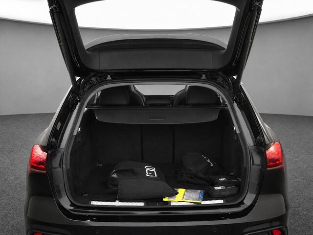 Audi A5 Avant 2.0 299pk S-tronic e-hybrid Quattro Advanced · Camera · Wegklapbare Trekhaak · Stoelverwarming · Apple/Android Car Play · 18'' Inch · Garantie t/m 18-11-2029 of 100.000km