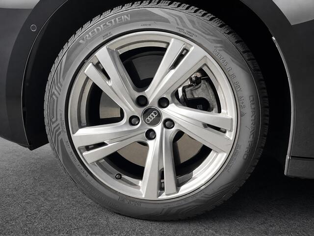 Audi A5 Avant 2.0 299pk S-tronic e-hybrid Quattro Advanced · Camera · Wegklapbare Trekhaak · Stoelverwarming · Apple/Android Car Play · 18'' Inch · Garantie t/m 18-11-2029 of 100.000km