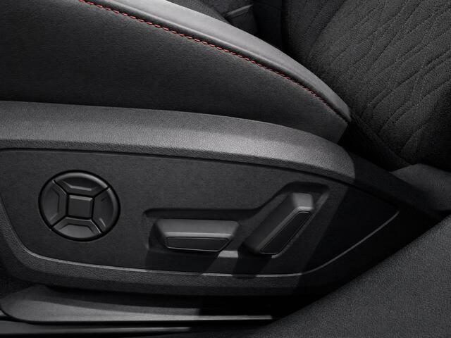 Audi A5 Avant 2.0 367pk e-hybrid quattro S edition Competition · Panoramadak · B&O Audio · Wegklapbare Trekhaak · Elek. Voorstoel · 20'' Inch · Garantie t/m 07-12-2030 of 100.000km