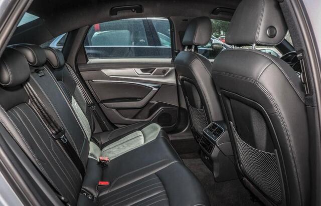 Audi A6 Limousine 40 TDI 204 PK Automaat ACC LED Leder Navi Keyless Camera Memory