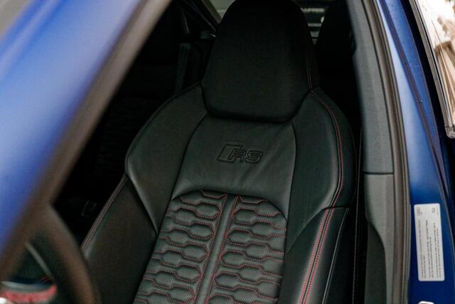 Audi A6 RS6 Avant Full option. Frozen Dark Blue