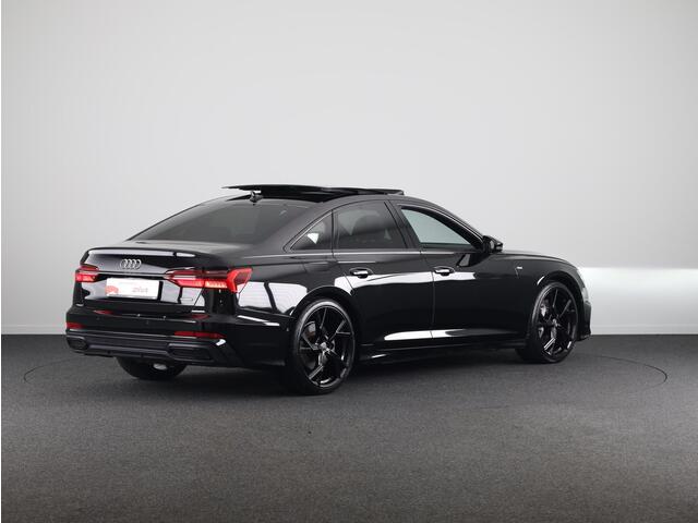 Audi A6 Limousine 50 TFSI e quattro S-Line 299 pk | Panoramadak | Navigatie | Parkeersensoren (Park assist) | Stoelverwarming |