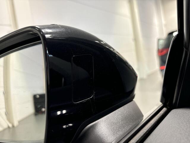 Audi A6 Avant 55 Tfsie 368pk S-tronic Quattro S Competition · Panoramadak · Head-up Display · Achterbank verwarmd · 360 Camera · B & O · Elek. Bestuurdersstoel · Elek. Trekhaak · Elek. Achterklep · Keyless