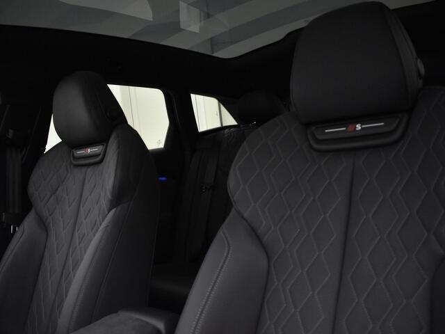 Audi A6 e-tron Avant S Edition e-tron 367 PK 100kWh · Panorama glasdak · Privacy glas · 21"LM Velgen · Remzadels rood