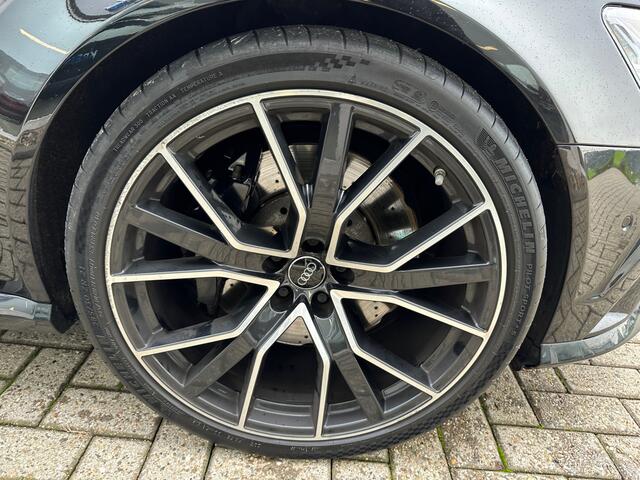 Audi A6 Avant 4.0 TFSI RS6 quattro performance Pro Line Plus .