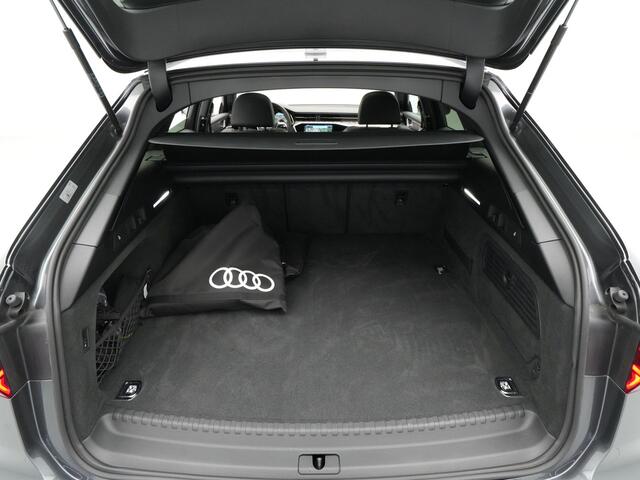 Audi A6 Avant 55 TFSI e quattro S edition Competition Panorama Navigatie Trekhaak Acc Memory Camera B&O