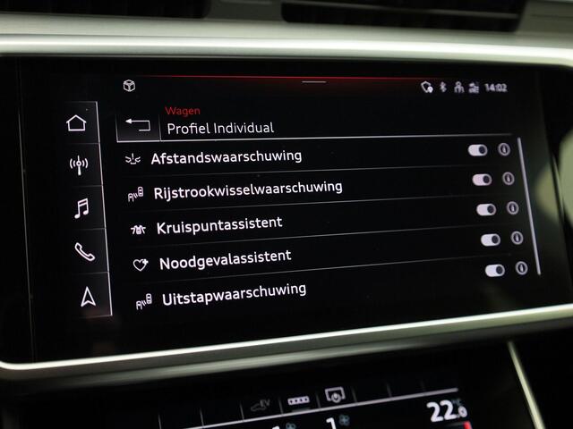 Audi A6 Avant 55 TFSIe 270kW/367PK quattro S Line · Drive select · Leder/Alcantara · Trekhaak · Garantie tot april 2026