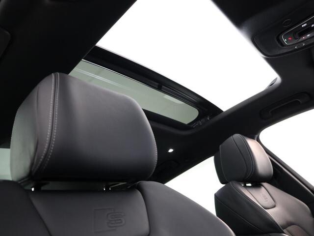 Audi A6 Avant 40 TFSI S edition Competition 204 pk S-tronic | Verlengde garantie | Navigatie | Panoramadak | Parkeersensoren | Achteruitrijcamera | Cruise control | Stoelverwarming | S-line |
