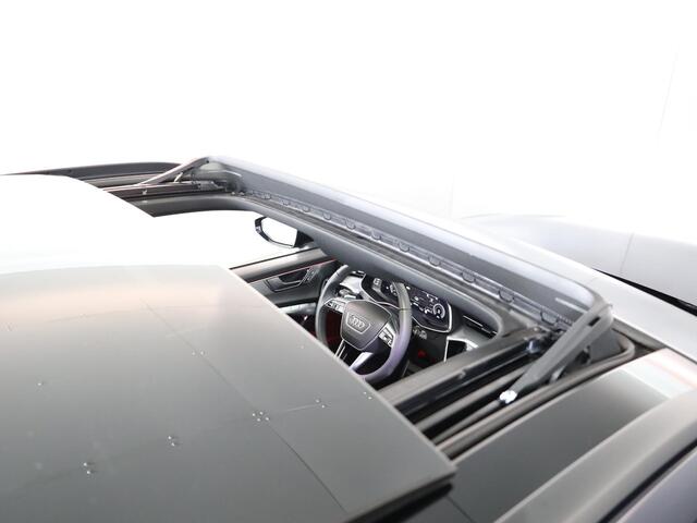 Audi A6 Avant 40 TFSI S edition Competition 204 pk S-tronic | Verlengde garantie | Navigatie | Panoramadak | Parkeersensoren | Achteruitrijcamera | Cruise control | Stoelverwarming | S-line |