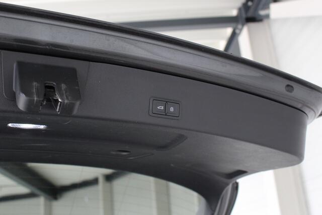 Audi A6 Avant 55 TFSI e 367 PK Quattro S-Line Panoramadak | HD-Matrix Led | El. verstelb. stoelen | Trekhaak | Virtual Cockpit
