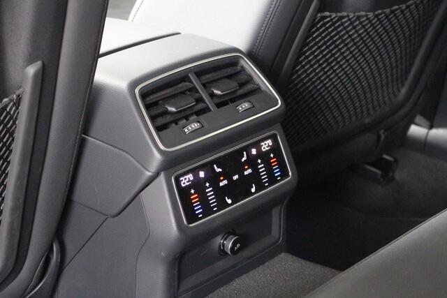 Audi A6 Avant 55 TFSI e 367 PK Quattro S-Line Panoramadak | HD-Matrix Led | El. verstelb. stoelen | Trekhaak | Virtual Cockpit