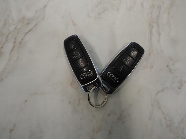 Audi A6 Avant 55 TFSI e quattro Competition | Head Up | Adaptive Cruise | Keyless | Camera | Trekhaak