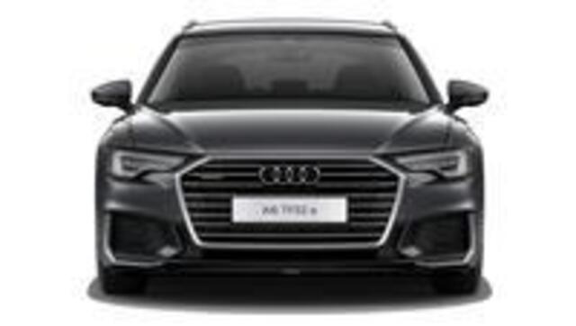 Audi A6 Avant 45 TFSI Business edition Trekhaak - Stoelverwarming vóór - Sportstoelen vóór - RS-achterspoiler - Privacy glas - Voorruit verwarmbaar - Verkeersbordherkenning - Elektrisch verstelbare stoelen met memory