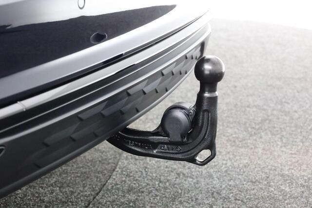 Audi A6 Avant S edition Competition 50 TFSI e 220 kW / 299 pk quattro |