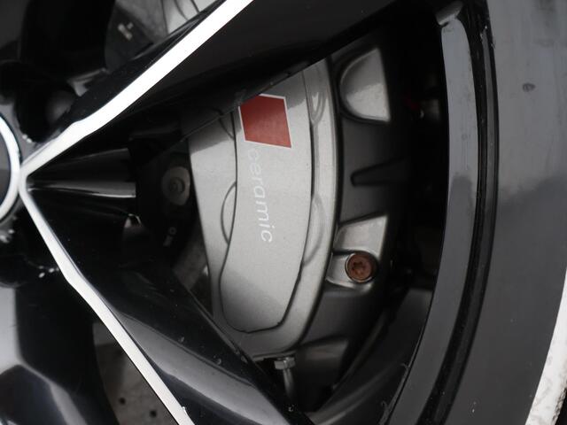 Audi A6 Avant 4.0 TFSI RS6 605 PK PERFORM.+ KERAMISCHE REMMEN | B&O | AUDI EXCLUSIVE LEDER | CARBON | 21 INCH