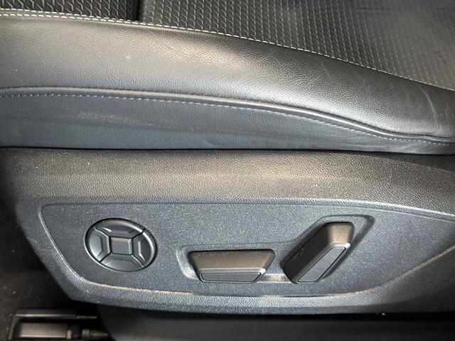 Audi A6 Avant 55 367pk TFSI e quattro Pro Line S Competition Parkeerassistent | 360 Area view | Adaptive Cruise Control