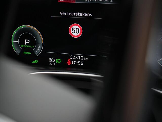 Audi A6 Avant 50 TFSI e 299 pk S-tronic quattro S edition / S-Line | Panoramadak | Trekhaak | Geheugen-/massagestoelen | Leder | Demperregeling | Rondomzicht camera | Head-up display | Bang & Olufsen | Stoelventilatie