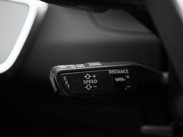 Audi A6 Avant 55 TFSIe 270kW/367PK quattro S Line · Panoramadak · Trekhaak · Stuur & Stoelverwarming · Leder/Alcantara