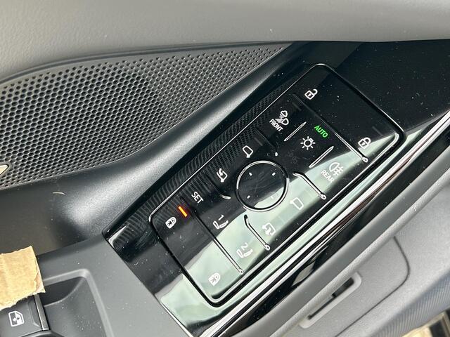 Audi A6 e-tron Sportback S edition performance 100 kWh / 367 pk | Head-up display | Bang & Olufsen Audio | Luchtvering | Elektrische stoelen met geheugenfunctie | Trekhaak