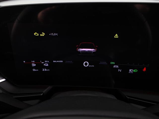 Audi A6 Avant S edition e-hybrid 220 kW / 299 PK Avant 7 versn. | Techniekpakket plus | MMi experience pro | Elektrische stoelen | Privacy glas |