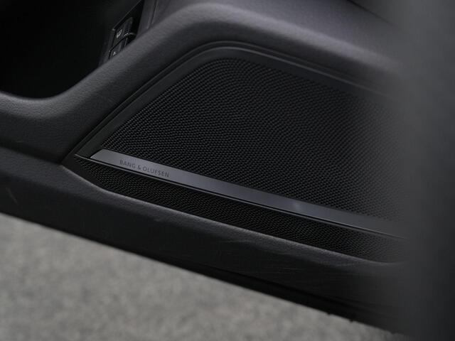 Audi A6 Avant 55 TFSI e 367 pk S-tronic quattro S edition Competition / S-Line | Panoramadak | Twinleder | Geheugen-/ventilatiestoelen | HD-Matrix LED | Head-up display | Bang & Olufsen | 360 camera