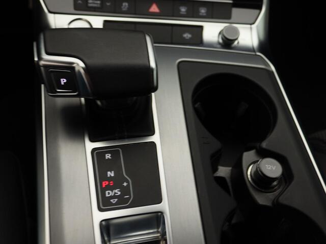 Audi A6 Avant 45 TFSI S edition Trekhaak-pakket | incl. winterbandenset | Veiligheids-pakket | alarmsysteem | Autonomous Emergency Braking |bots herkenning en activatie | cruise control | electronic climate control | LED koplampen | lederen/stof bekleding | licht