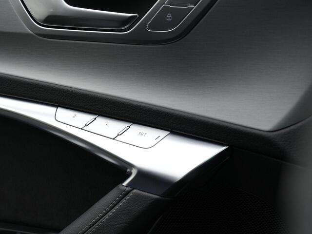 Audi A6 Avant 50 TFSI e 299 pk S-tronic quattro S-Line | Panoramadak | Trekhaak | Valcona leder | Geheugenstoel | 360 camera | Bang & Olufsen
