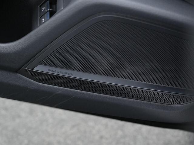 Audi A6 Avant 55 TFSI e 367 pk S-tronic quattro Pro Line S Competition / S-Line | Panoramadak | Geheugenstoel | Bang & Olufsen | 360 camera | HD Matrix LED | Leder/alcantara