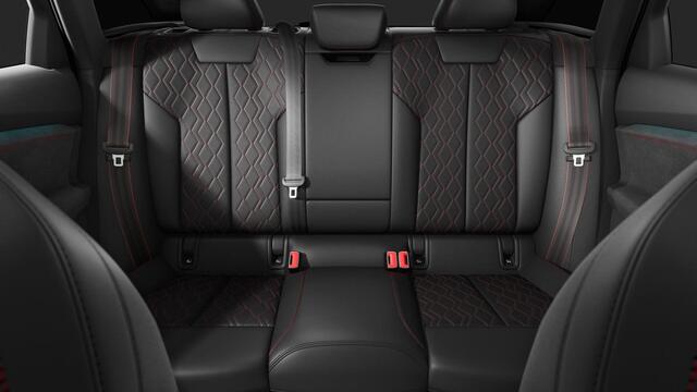 Audi A6 Avant e-tron S edition performance 100 kWh | Pano | Tech pro | B&O | Trekhaak | Luchtvering | Virtual mirrors | Matrix | Oled | MMI pro |