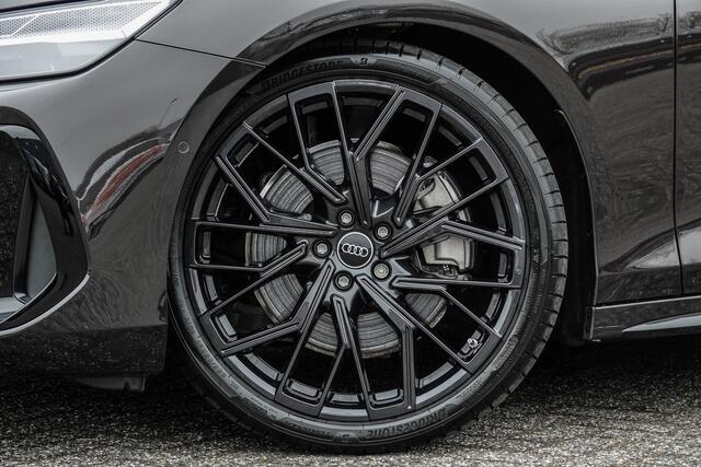 Audi A6 Avant Edition One | e-hybrid 299Pk Aut. | Quattro | Plug-in Hybrid | MMI Bijrijdersdisplay | 360° Camera | AWD-Besturing | Madeira Brown | 21''