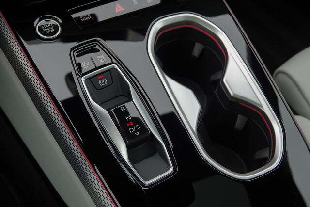 Audi A6 Avant 2.0Tdi 204Pk Aut. | Quattro | MMI Bijrijdersdisplay | 360° Camera | Luchtvering | AWD-Besturing | Tech Pro Pakket | Firmament Blue | 21''