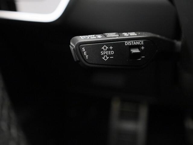 Audi A6 Avant 50 TFSIe 220kW/299PK quattro S Line · Panoramadak · Trekhaak · Camera · Bang & Olufsen · Adaptive Cruise Control · Dodehoeksensor · Leder/Alcantara · Stuur, Stoel en achterbank verwarming · Garantie t/m 26-12-2029 of 100000km.