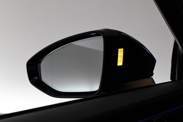 Audi A6 Avant 55 TFSI e 367pk quattro Competition Trekhaak 360Camera Head-Up Keyless Memory Virtual Cockpit Panoramadak Navigatie S-Line