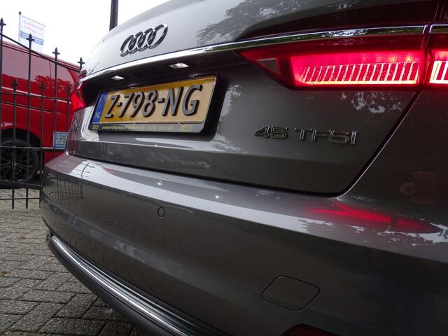 Audi A6 Limousine 45 TFSI S edition | Schuifdak