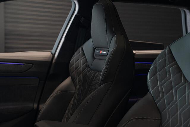 Audi A6 Avant 2.0 e-hybrid quattro S edition Competition *Panorama / Bang & Olufsen / Bijrijders-display / HUD / Memory / Ventilatie- & massage*