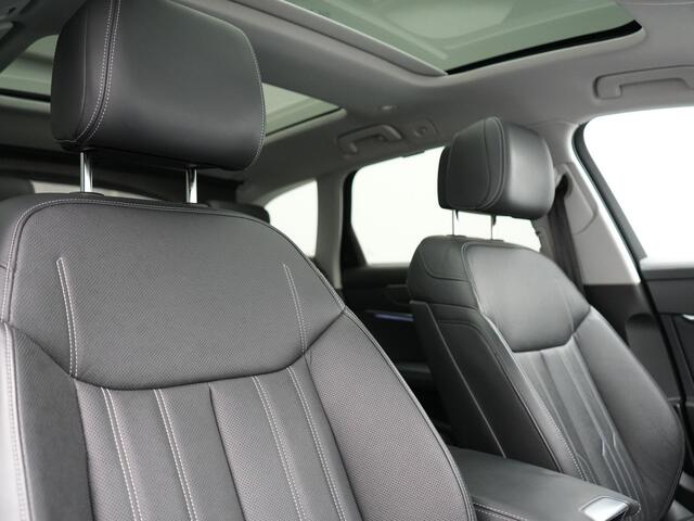 Audi A6 Avant 55 TFSI e Quattro S Line Competition PHEV 367pk | Trekhaak Af Fabriek | Panodak | Adaptive Cruise | 360 Camera | Matrix LED | Bang & Olufsen Sound | Lederen Comfortstoelen Memory & Massage & Ventilatie | Keyless | Stuur Verwarmd | Plug In Hybrid |