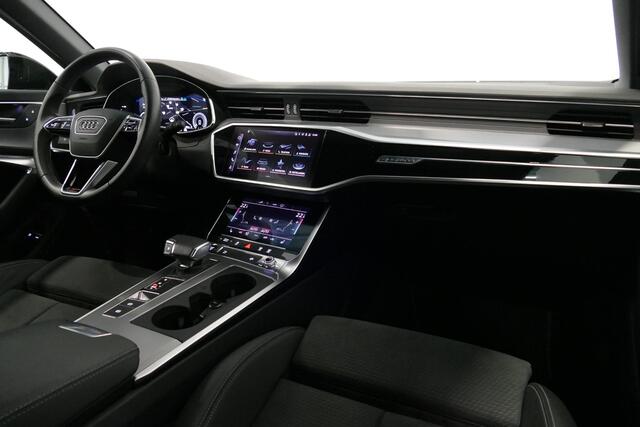 Audi A6 Avant 55 TFSI e quattro S Competition / RS6 Look / S Line / Maxton Design Bodykit V.2 / Panoramadak / Matrix LED / Stoelverwarming voor + achter / Apple Carplay - Android Auto / 21'' Vossen Look / Achteruitrijcamera / Dodehoek detectie / Audi Sound System