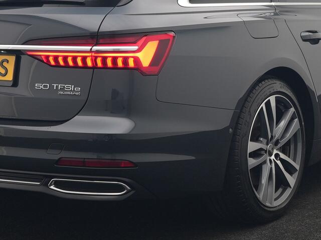 Audi A6 Avant 50 TFSI e quattro S Line PHEV 300pk | Trekhaak Af Fabriek | Panodak | 360 Camera | Head Up | Matrix LED | Adaptive Cruise | S-Line | Alcantara Sportstoelen Memory & Verwarmd | Keyless | Blis | Navigatie | Virtual | DAB | 19"L.M | Plug In Hybrid |