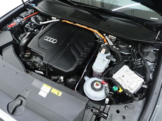 Audi A6 Avant 50 TFSI e quattro | Leder | Trekhaak | 360 | Sfeerlicht | Memory | Keyless | Adaptive Cruise | Carplay