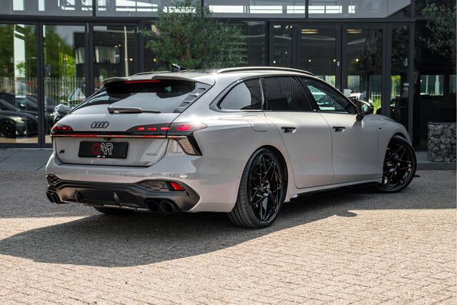 Audi A6 Avant 2.0 e-hybrid 360pk quattro ABT Aero Competition | Audi Exclusive Nardo grijs | Luchtvering | Panoramadak | B&O | Tech Pro | MMI Experience Pro | ABT EVO 21" | Trekhaak
