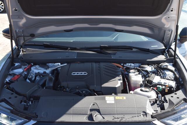 Audi A6 Avant 50 TFSI e quattro S edition 299 pk | Keyless | Standkachel | Pano.dak | Camera | Elekt.stoelen | Carplay | DAB | Stuurverwarming | Full LED | 20" LM