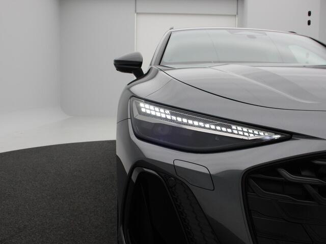 Audi A6 Avant 2.0 e-hybrid quattro S edition Competition | 21 inch velgen | Rode remzadels | Matrix Led | Trekhaak | Privacy glas |