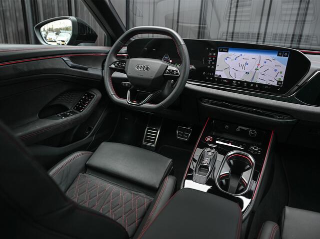 Audi A6 Avant 3.0 TFSI 368PK Quattro S-Edition Panoramadak | Luchtvering | Head-up display | 6-cilinder | Stoelgeheugen | 4-Wiel besturing | Tech Pro | Adaptive cruise control | B&O audio | S-stoelen | Ambiance verlichting | Carbon inleg | Styling kit | 4-Zone climate