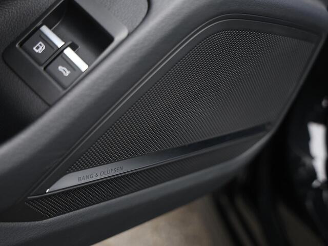 Audi A7 Sportback 55 TFSI e quattro Pro Line S Competition 367pk | Pano | B&O | HUD | 360° camera | Keyless | 20" Velgen | Trekhaak | Dodehoekdetectie | Adaptive cruise | Geh. bestuurderstoel | Elek. stoelen