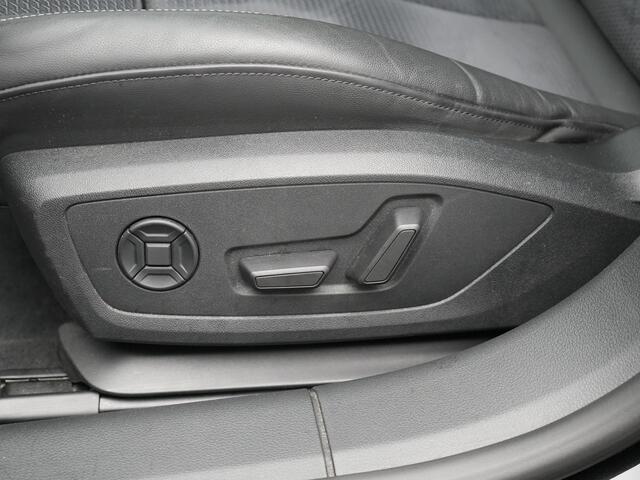 Audi A7 Sportback 50 TFSI e quattro S Line Plug In Hybrid 299pk Dealer O.H PHEV | Panodak | Adaptive Cruise | 360 Camera | Alcantara Sportstoelen Memory & Verwarmd | Apple Carplay | Blis | Navigatie | Virtual | DAB | 20"L.M |